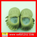 The most popular in America 100% cow reasonable price cute fower shoes with kid